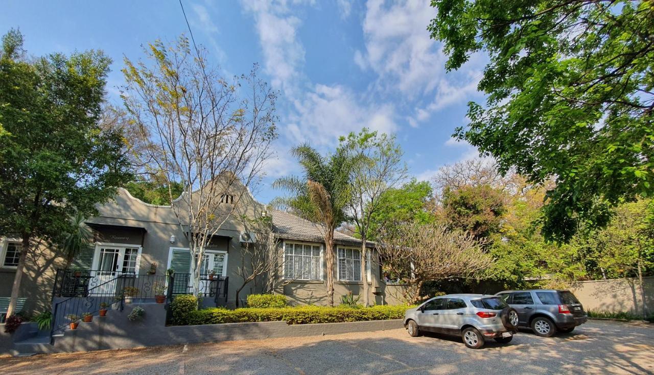 Waterhouse Guest Lodge In Muckleneuk Pretoria-Noord Exterior foto